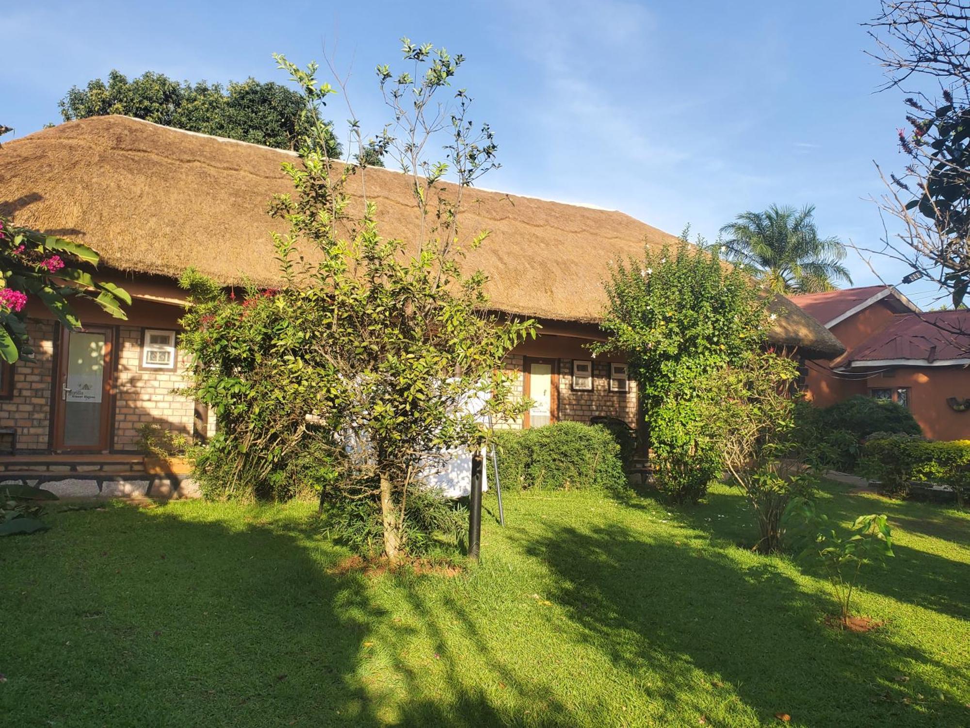 Gorilla African Guest House Entebbe Zewnętrze zdjęcie