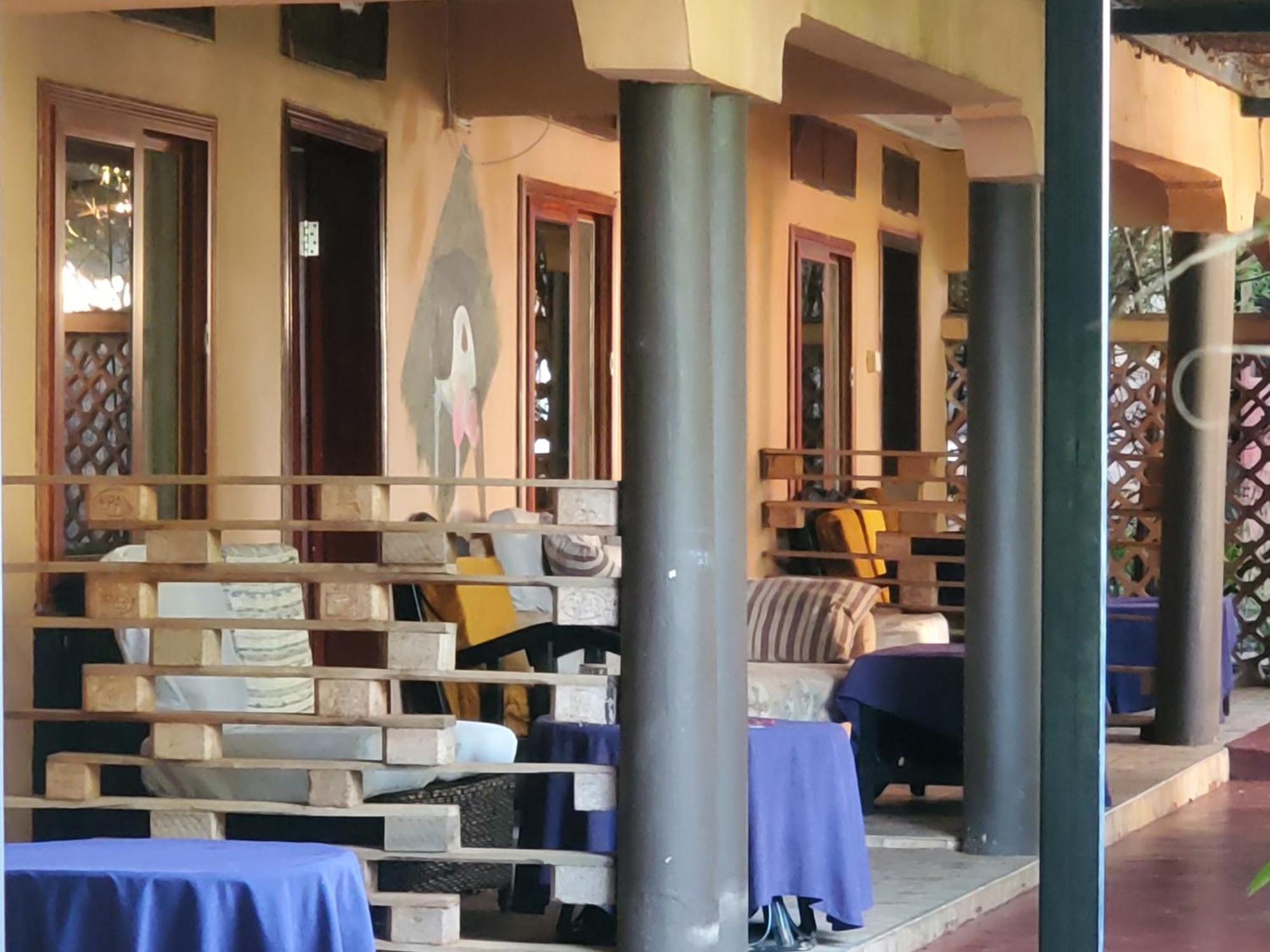 Gorilla African Guest House Entebbe Zewnętrze zdjęcie